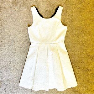 FOREVER 21 • A-line White Dress with Laced Back